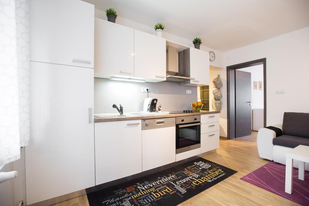 Apartment Max Zagabria Esterno foto