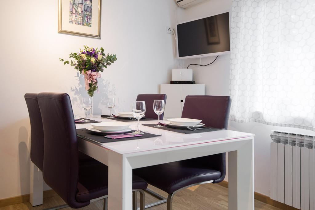 Apartment Max Zagabria Esterno foto