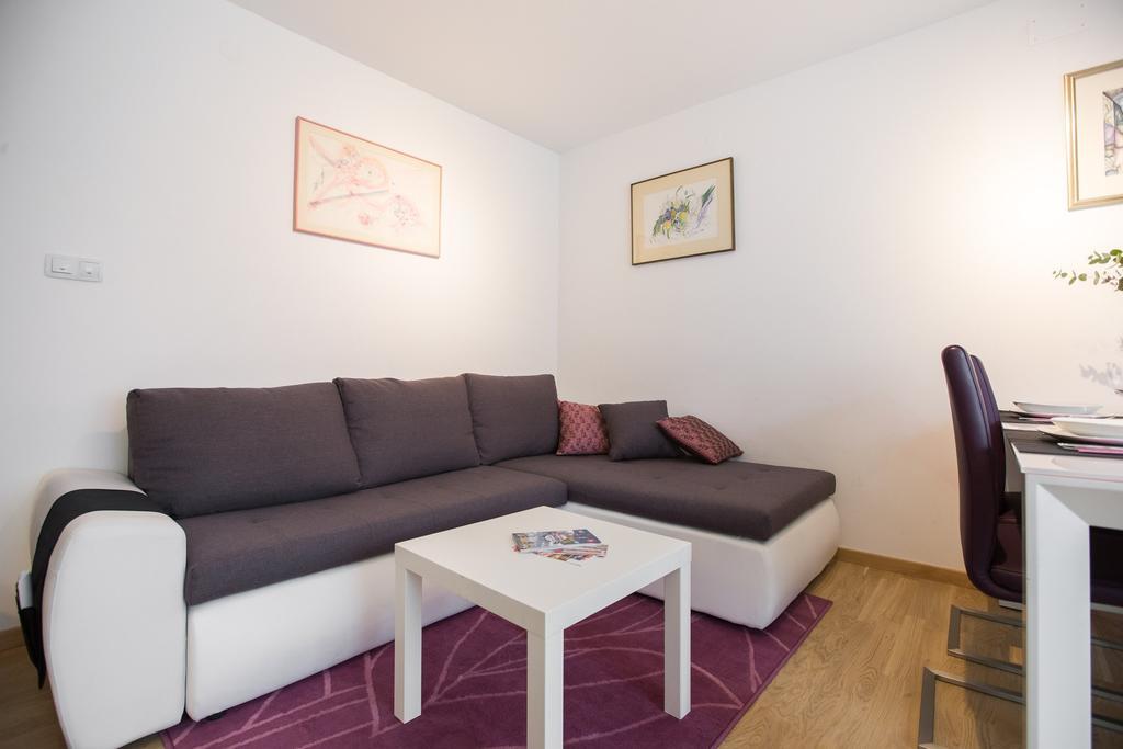 Apartment Max Zagabria Esterno foto